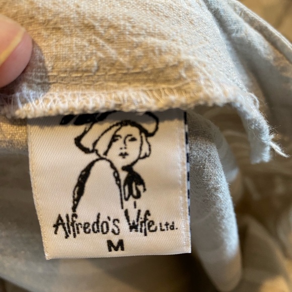 Alfredo's Wife Tan and Brown Tunic Top - Picture 5 of 6